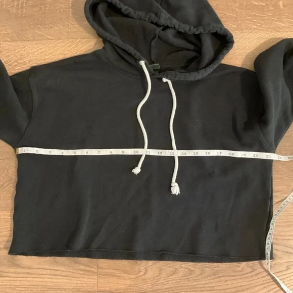 Wild Fable black cropped Hoodie, M - Picture 3 of 5